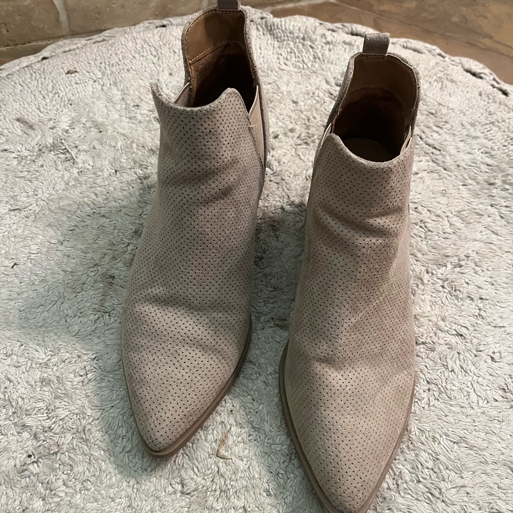 Perforated Ankle Boots - Cream